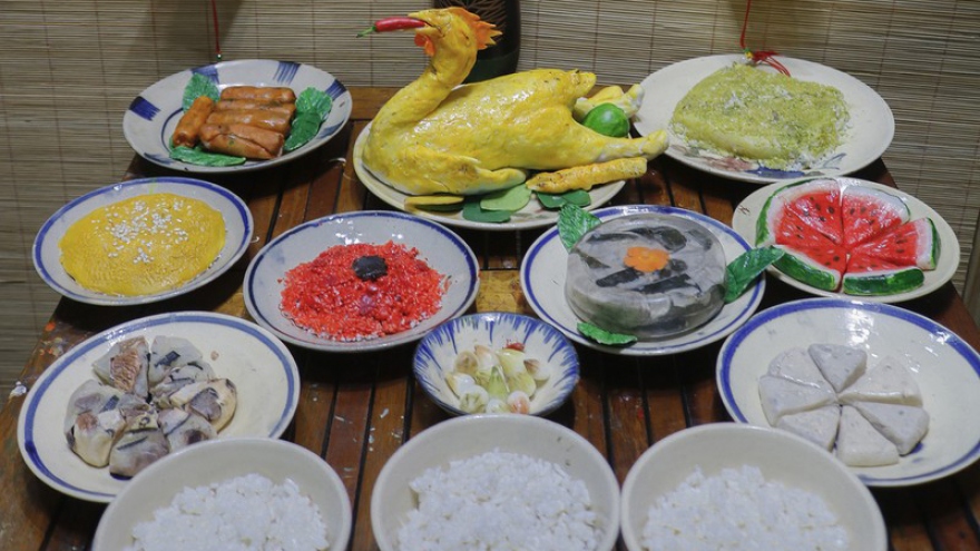 Unique Tet trays showcase national delicacies made from clay